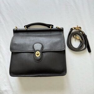 Vintage Coach Willis 9927